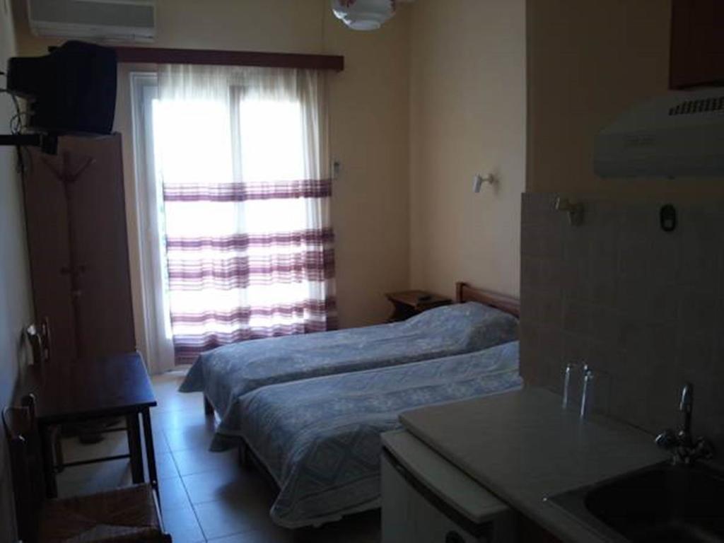 Hotel Foivos Loutra Edipsou  Habitación foto